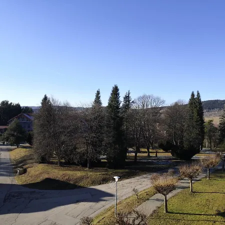 Lipno Sumava Pro 8 Hostu ليبنو ناد فلتافو